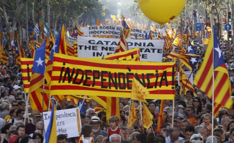 Katalonjës i përfundon afati/ Spanja pezullon autonominë e rajonit