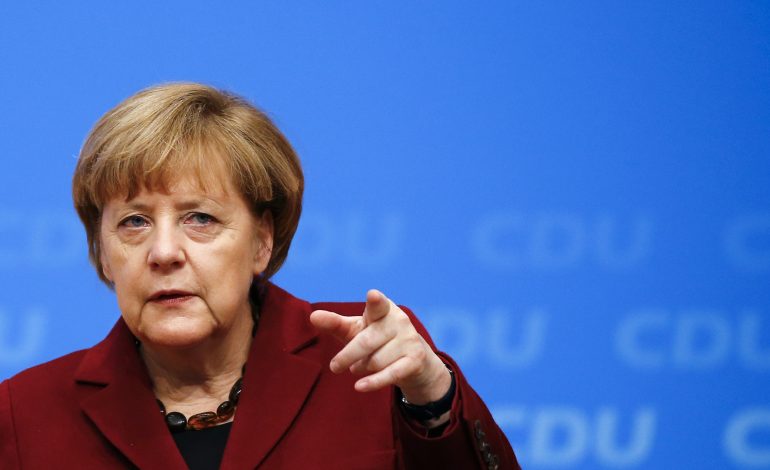 Merkel: Ja sa refugjatë mund të hynë në Gjermani