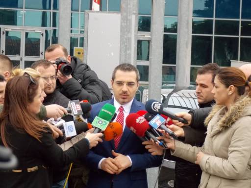 Akuzat e opozitës, Tahiri njofton konferencë shtypi në orën 16:00