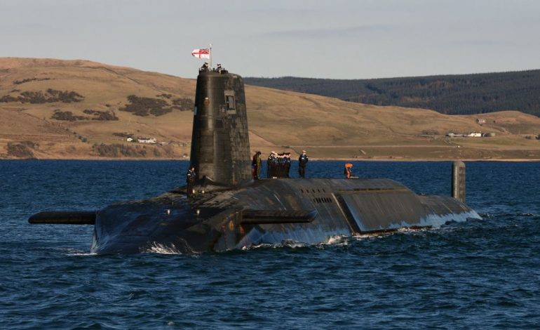 BRITANI E MADHE/ Shkarkohen 9 anëtarë të ekuipazhit të nëndetëses bërthamore