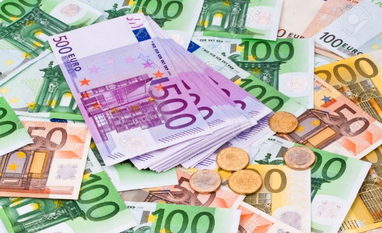 Euro pëson rënie drastike në tregun vendas