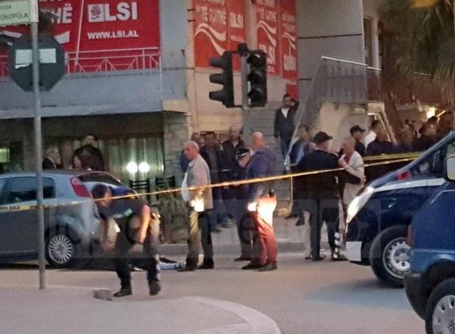 MASAKRA E LUSHNJES/ Detaje të reja, implikohet edhe policia. Një atentator kishte …