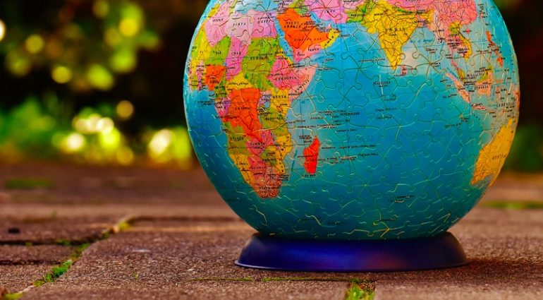6 libra për të kuptuar politikën globale, sipas Richard Haass
