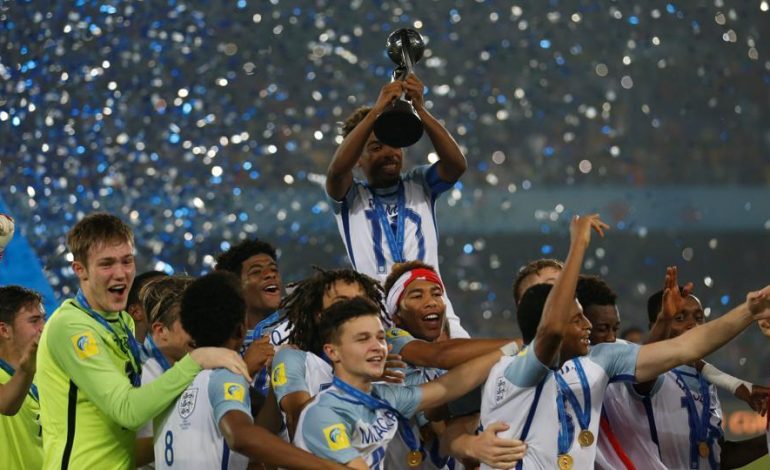 U-17/ Anglia shpallet kampione e Botës, përmbys Spanjën në finalen e ‘çmendur’