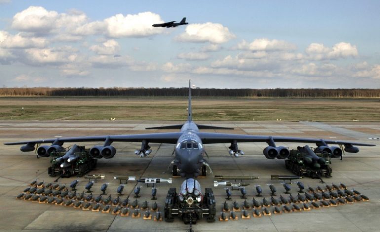 Tensionet me Korenë/ SHBA nxjerr avionët bërthamorë B-52