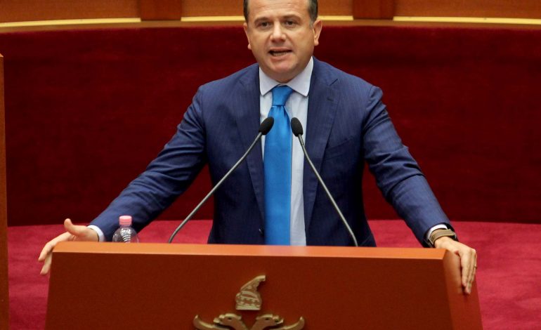 Balla nxjerr vendimin e arrestimit të Zaganit, thirrje Bashës: Hiq dorë nga heroi yt!