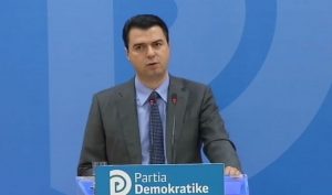 Basha: Rama ka frikë nga Tahiri