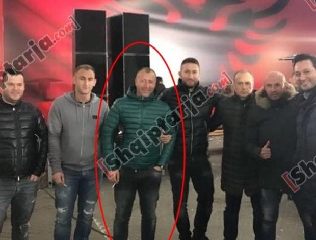 I kërkuari nga drejtësia italiane edhe në çadrën e PD/ FOTO