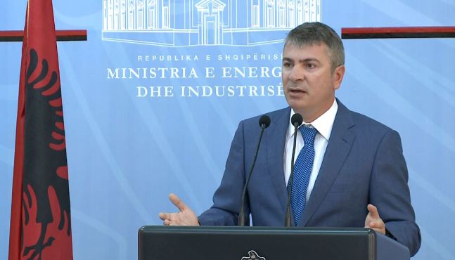REAGIMI/ Damian Gjiknuri: Pinoku Dixhital që nuk njihte baxhanakun e Gërdecit, sajesa imagjinare për lidhjet e mia me Habilajt