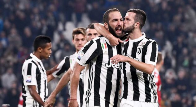 Juventusi thyen rekordin 66 vjeçar