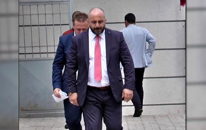 U vodhën 39.5 mln euro/ Juristi i OSHEE padi kundër Metës dhe Berishës