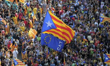 ZYRTARE: Spanja kufizon autonomine e Katalonjës