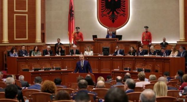 Seanca parlamentare/ Prioritet, ngritja e Komisionit për Reformën Zgjedhore