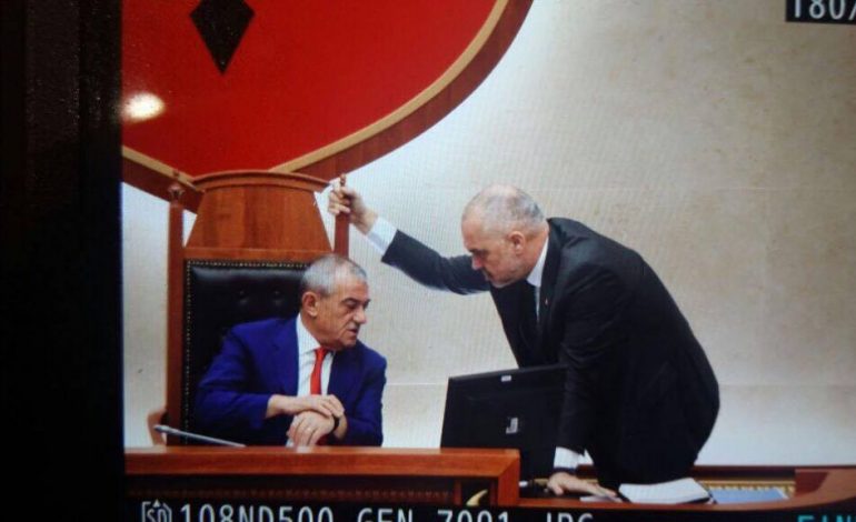 Votim i hapur për Tahirin/ Ruçi “qetëson” PD-LSI