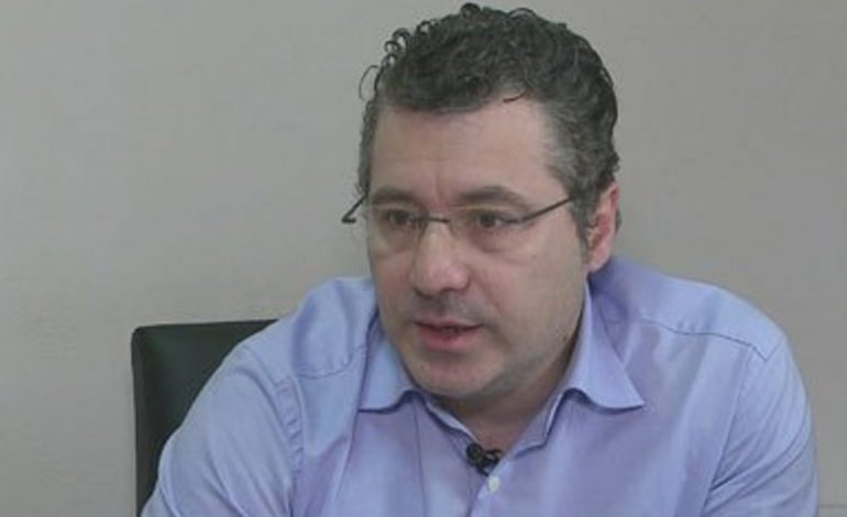 SKENDER MINXHOZI/ Një lojë politike me çështjen “Tahiri”