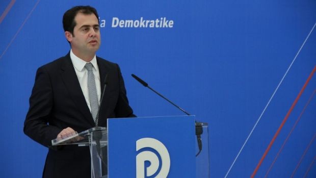 Përplasje në Kryesinë e PD-së Durrësi/ Bylykbashi: Janë ata që votuan për Lulin