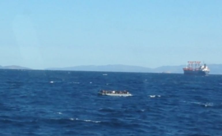Forca Detare shqiptare shpëton 100 emigrantë sirianë në detin Egje