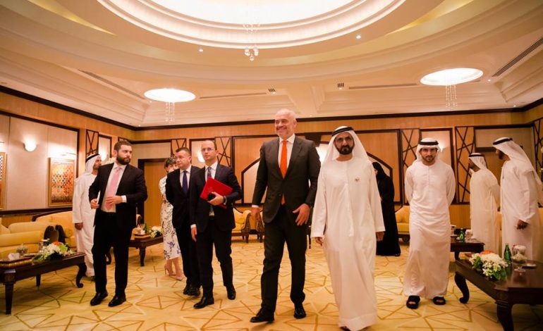 FOTO/ Pritje sheikësh për Ramën dhe Bushatin në Dubai