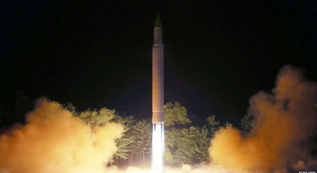 Rusia ka kryer tri teste me raketa balistike