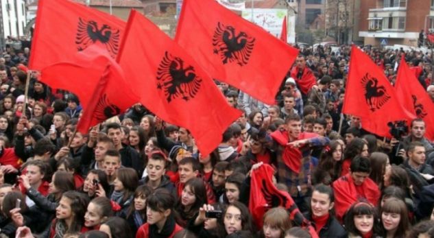 Shqiptarët gati të “shkundin” Maqedoninë me protesta