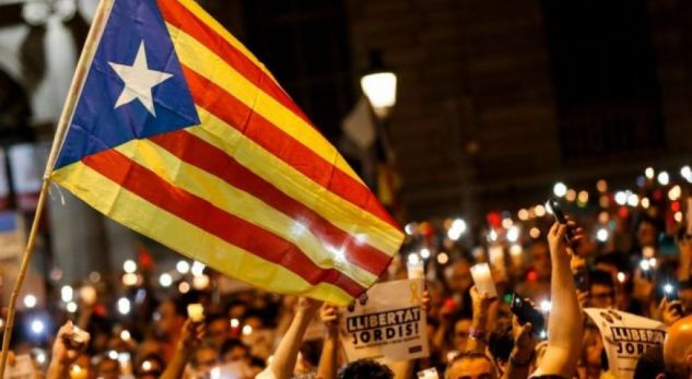 Spanja sot vendosë sundim të drejtpërdrejtë mbi Katalonjën