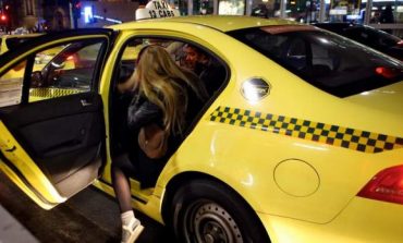 Tiranë/ Vajza merr taksi, shoferi i ofron seks me pagesë me një italian
