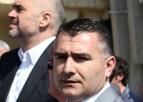 ARRESTOHET nipi i ish-deputetit të PS-së, ARBEN NDOKA dhe bashkëpunëtorët e tij (EMRAT)