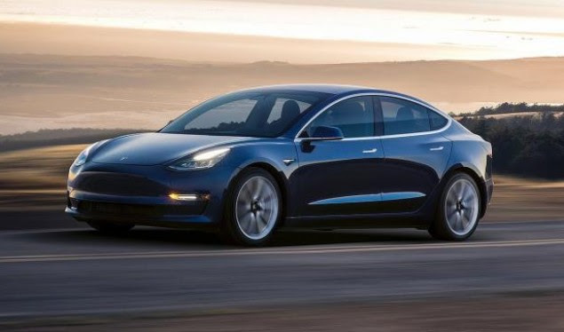 Problemet me prodhim, vonohet Tesla Model 3