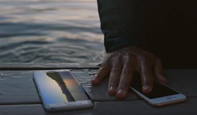 Samsung “poshtëron” Apple për kopjimin e risive