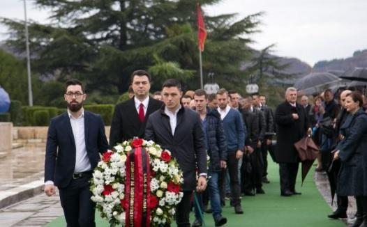 Mazhorancë-Opozitë të ndarë edhe për 28 nëntorin