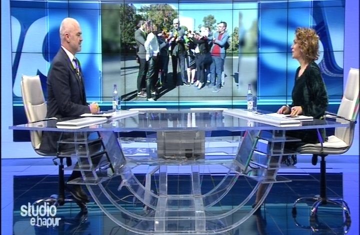 Rama sqaron a ka gisht në heqjen e Sokol Ballës nga Top Channel