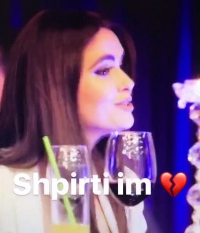 Foto/ “Gëzuar ditëlindjen në parajsë ëngjëlli im”, miku i Adelës dedikim të ndjerë