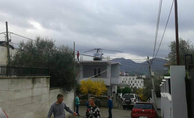 Dasma që po tërbon Tiranën/ Merr nusen me helikopter mbi taracën e vilës (Foto/Video)