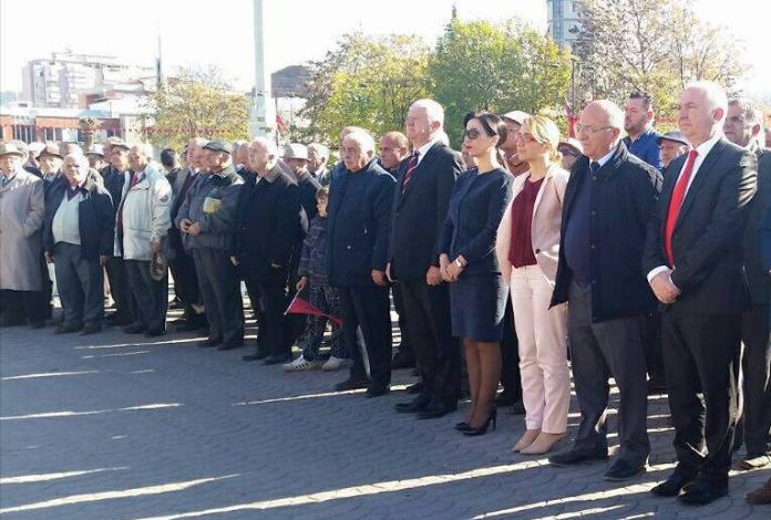 Elbasani feston 105 vjetorin e pavarësisë/ Mungojnë PD dhe LSI