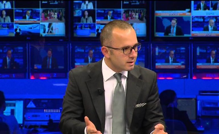 TOP CHANNEL/ Pasuesi i Sokol Ballës ose rikthimi i djalit (jo) plangprishës