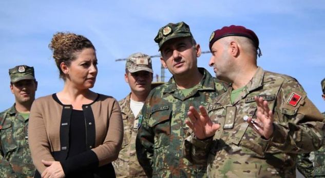SKANDAL/ Shkuan për trajnim, katër ushtarë shqiptarë arratisen në Londër