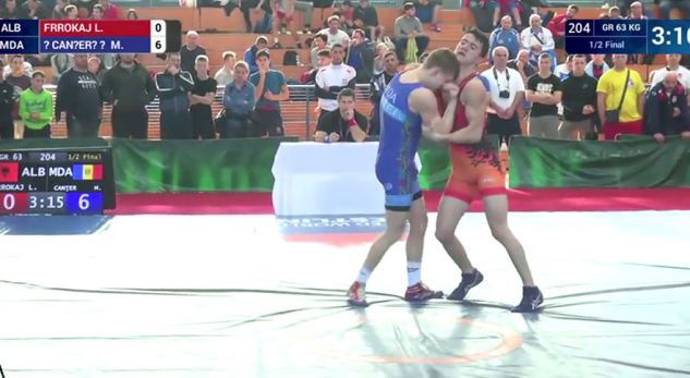 Dëmtoi shtyllën kurrizore gjatë mundjes/ Ja si është gjendja e sportistit