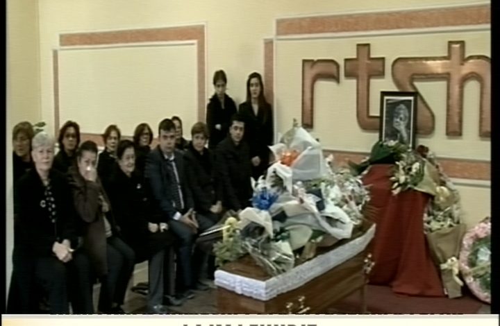 (FOTO) Ndarja nga jeta e Aleksandër Lalo, zhvillohen homazhet në nder të kompozitorit
