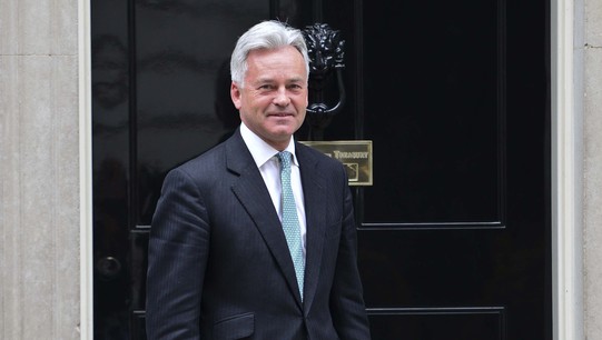 MINISTRI BRITANIK: Do monitorojmë çështjen Tahiri, nuk do ia hedhin paq