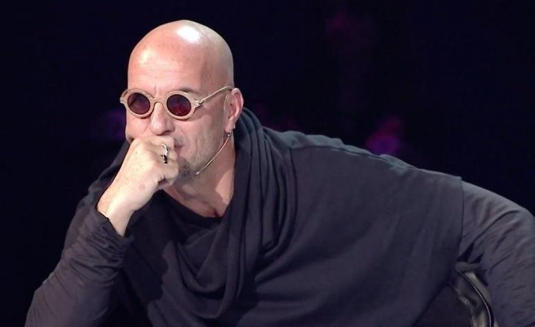 Bëmë baba të të ngjaj, Robert Aliaj dhe i biri një kopje e njëri-tjetrit (Foto)