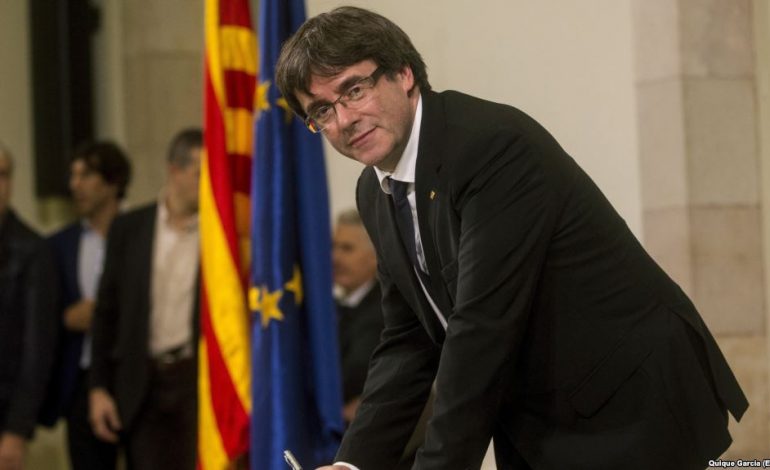 Lihen të lirë Puigdemont dhe ish-ministrat e Katalonjës