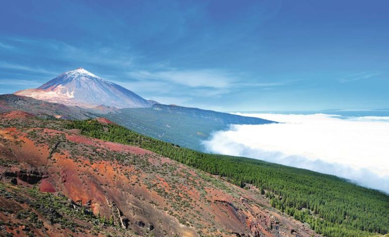 VIDEO/ Shpërthen Mali Teide, më shumë se 20 tërmete brenda dy ditësh