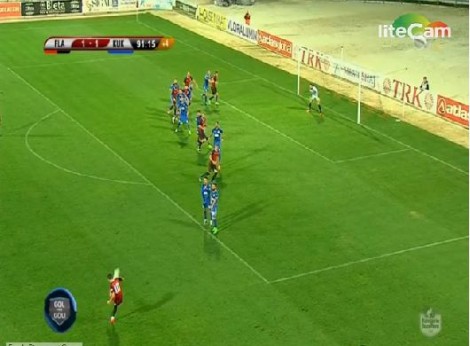 Ish-shefi i arbitrave “djeg” moviolistët: Goli i anuluar për vlonjatët ishte i rregullt