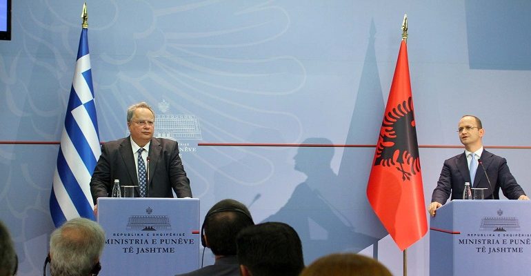 12 ORET E NEGOCIATAVE/ Çfarë ndodhi në takimin me dyer të mbyllura Bushati-Kotzias në Kretë