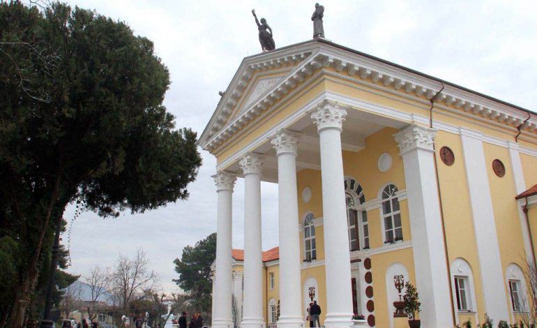 VIDEO/ Rama jep lajmin e mirë. Ja sa rritet buxheti i ministrisë së Kulturës për vitin 2018