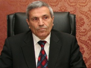 “Nëna ime e shtrenjtë”, ish-deputeti i PS mesazh prekës. Nxjerr foton e fëmijërisë