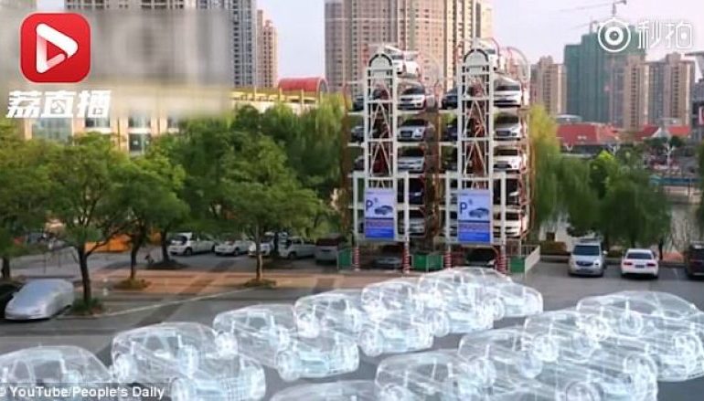 Objekti rrotullues rritë për gjashtë herë mundësinë e parkimit në një hapësirë (Video)