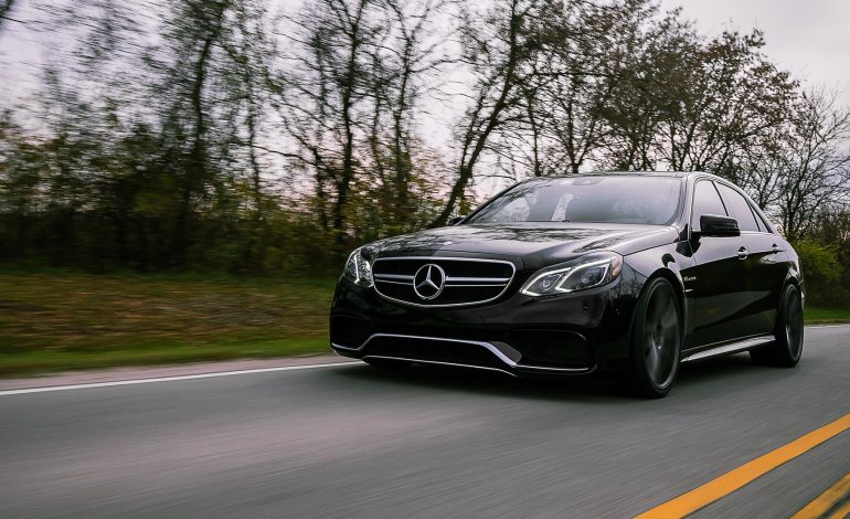 Fiksimi i shqiptarëve me Mercedes, “sëmundja” prek edhe ambasadorët