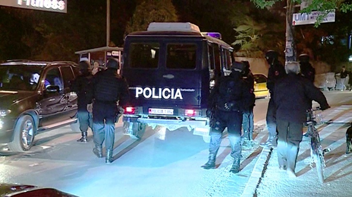 Zbardhen detajet/ Përleshja me armë në bllok, ja katër të arrestuarit