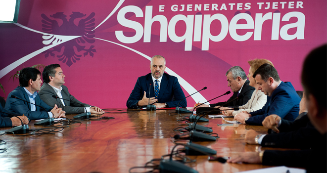Rama ‘anullon’ mbledhjen e qeverisë në Tiranë, ja ku do i mbledhë ministrat